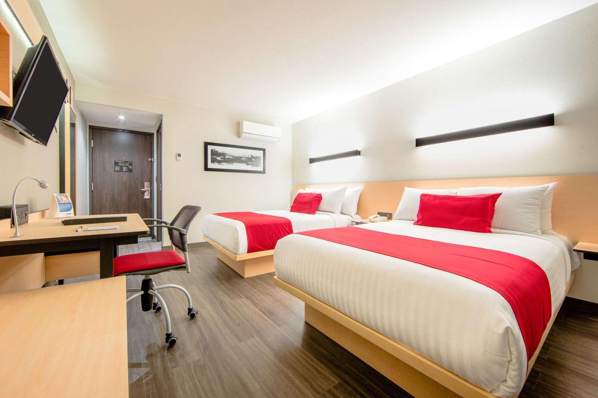 Comfort Inn Delicias Luaran gambar